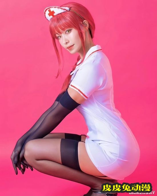 日本COSER模仿JOJO立走红 腹肌马甲线亮眼