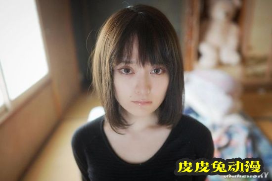 日本“破产美少女”走红网络 从城市被迫搬到乡下的YouTuber正妹-皮皮兔动漫