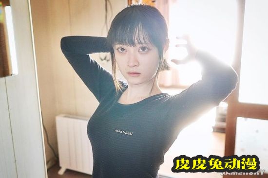 日本“破产美少女”走红网络 从城市被迫搬到乡下的YouTuber正妹