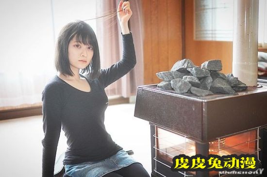 日本“破产美少女”走红网络 从城市被迫搬到乡下的YouTuber正妹