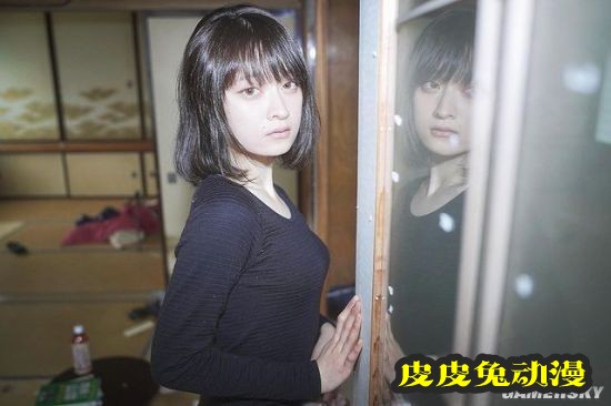 日本“破产美少女”走红网络 从城市被迫搬到乡下的YouTuber正妹