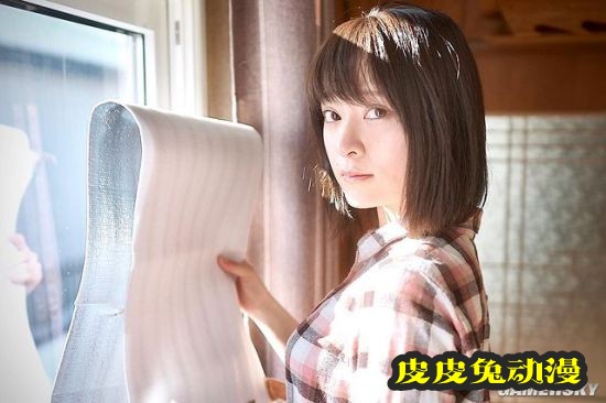 日本“破产美少女”走红网络 从城市被迫搬到乡下的YouTuber正妹