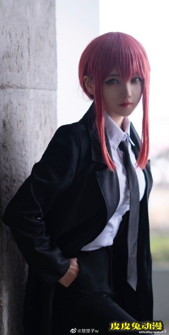 国内小姐姐COS《电锯人》玛奇玛 气质温柔的坏女人-皮皮兔动漫