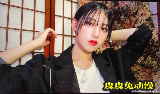 20岁日本小姐姐“整容级”化妆术 惊呆网友堪比换脸