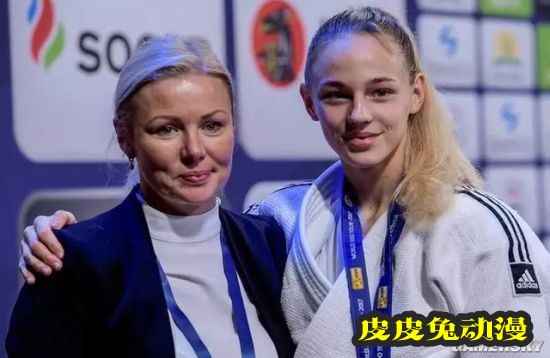 00后柔道女神走红网络 长腿杀器被称“乌克兰蟒蛇”