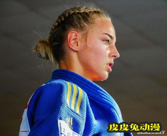 00后柔道女神走红网络 长腿杀器被称“乌克兰蟒蛇”