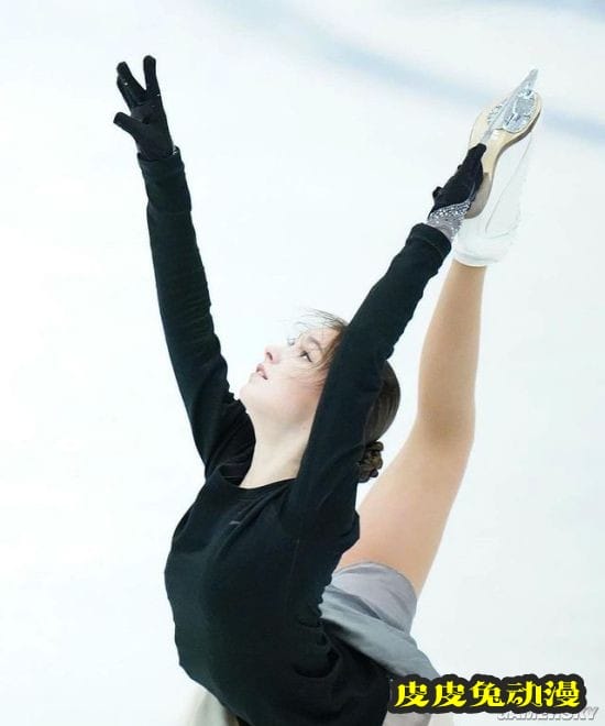 颜值逆天的冰上精灵 俄罗斯天才花滑少女