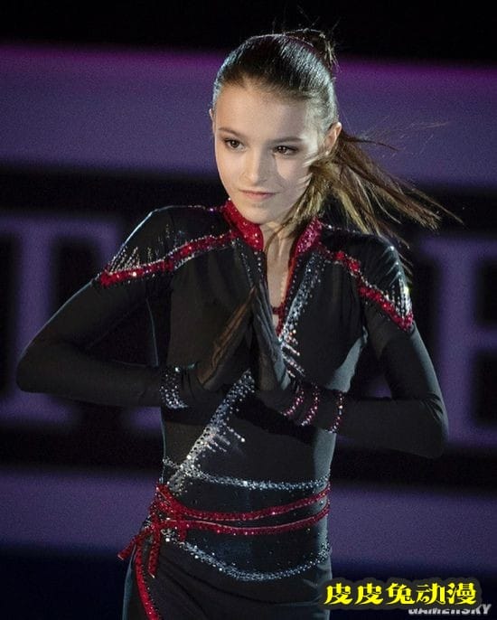 颜值逆天的冰上精灵 俄罗斯天才花滑少女