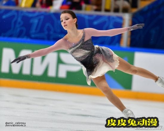 颜值逆天的冰上精灵 俄罗斯天才花滑少女