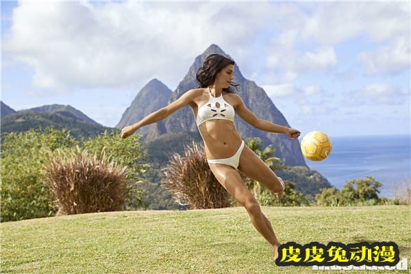 美艳杀手球色怡人 美国足球女神Alex Morgan