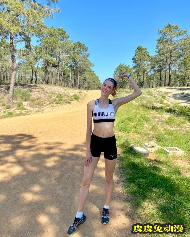 修长美腿的绝对优势 乌克兰跳高美少女玛胡奇克