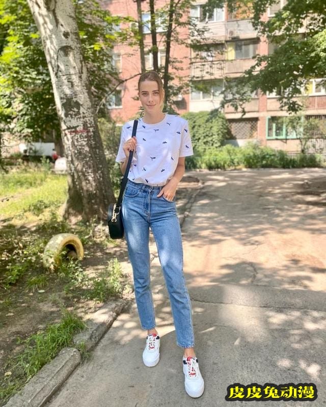 修长美腿的绝对优势 乌克兰跳高美少女玛胡奇克