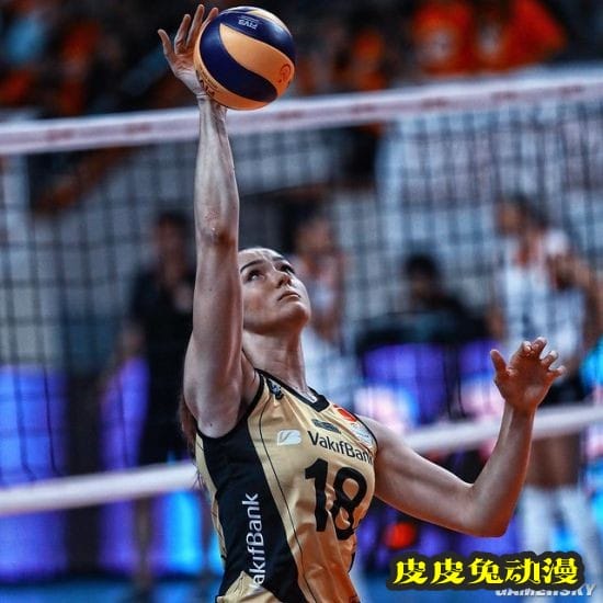 22岁身高近2米运动仙女 号称土耳其女排颜值担当