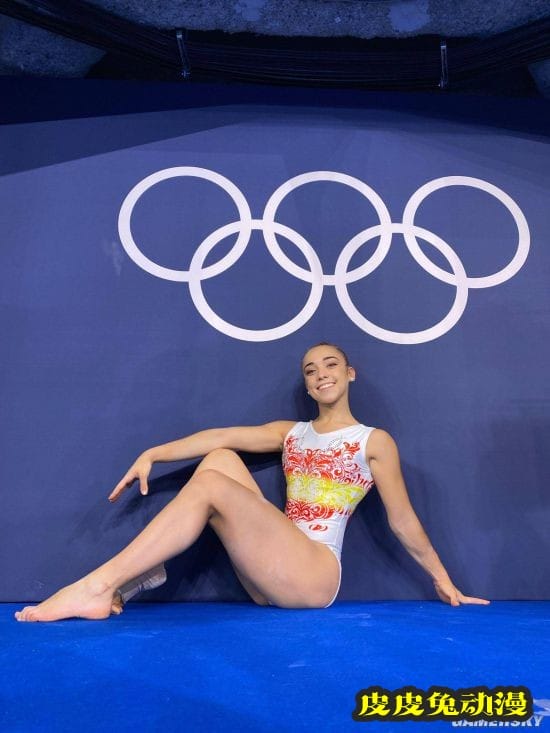 18岁初战奥运的体操正妹 力量感美腿格外吸睛-皮皮兔动漫