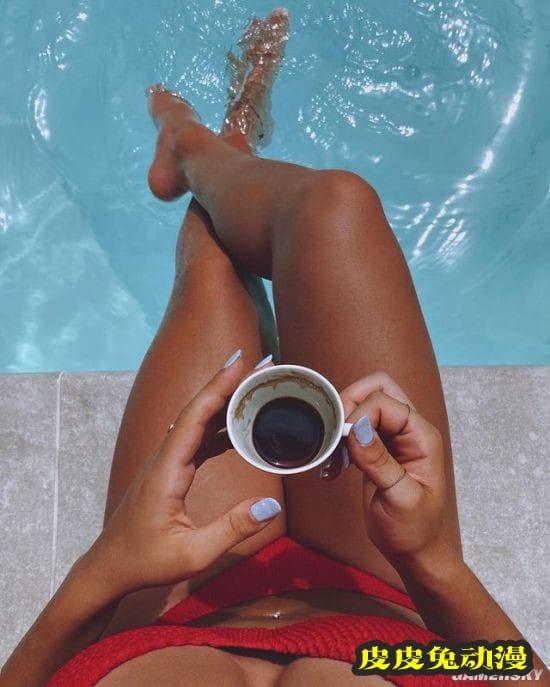 18岁初战奥运的体操正妹 力量感美腿格外吸睛