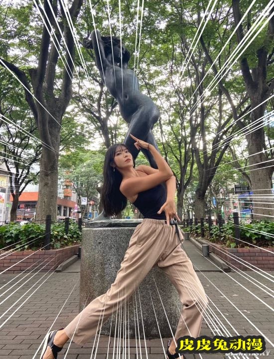 日本COSER更新JOJO立姿势 健美身材神还原漫画动作