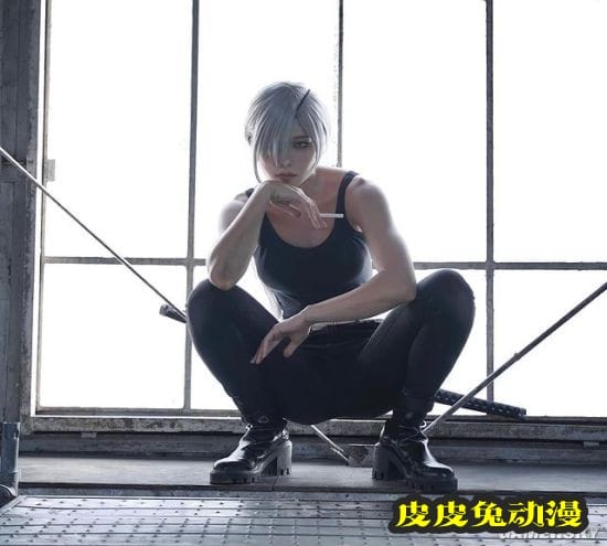 日本COSER更新JOJO立姿势 健美身材神还原漫画动作