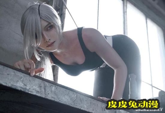 日本COSER更新JOJO立姿势 健美身材神还原漫画动作