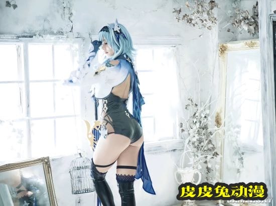 日本COSER更新JOJO立姿势 健美身材神还原漫画动作