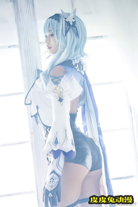 日本COSER更新JOJO立姿势 健美身材神还原漫画动作