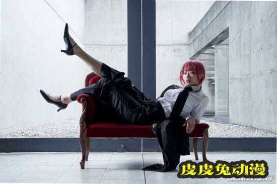 日本COSER更新JOJO立姿势 健美身材神还原漫画动作