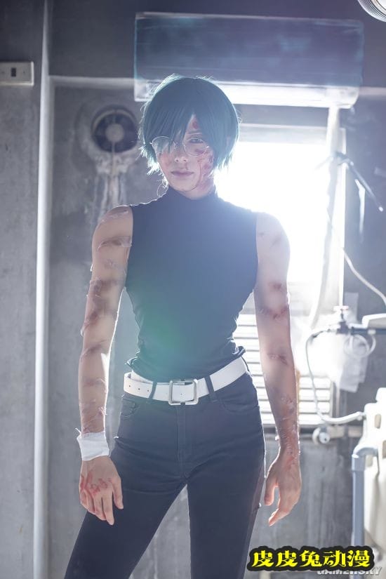 日本COSER更新JOJO立姿势 健美身材神还原漫画动作