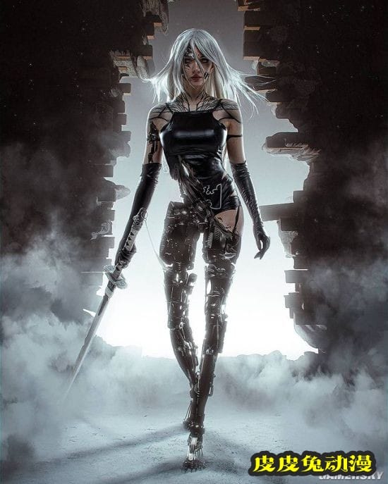 俄妹《电锯人》超还原COS,御姐级玛奇玛气质撩人