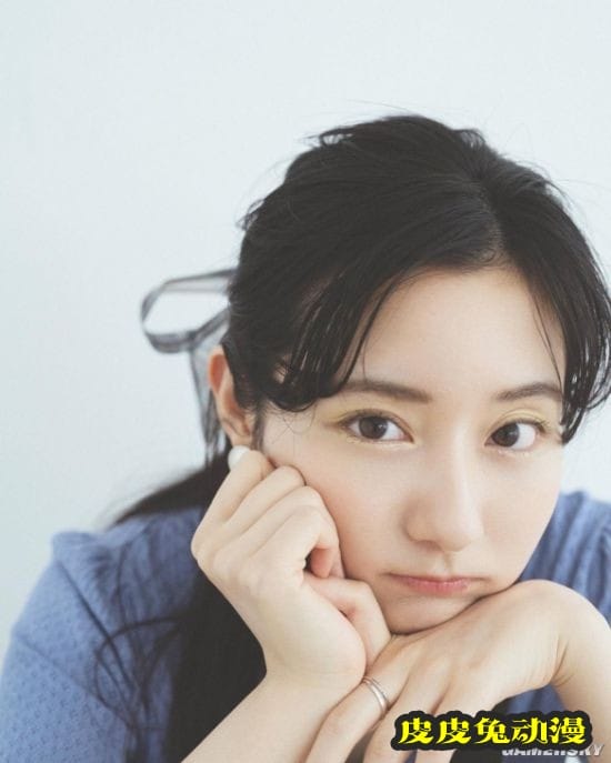 蹭桥本环奈热度？网友称发现比桥本环奈还可爱的正妹