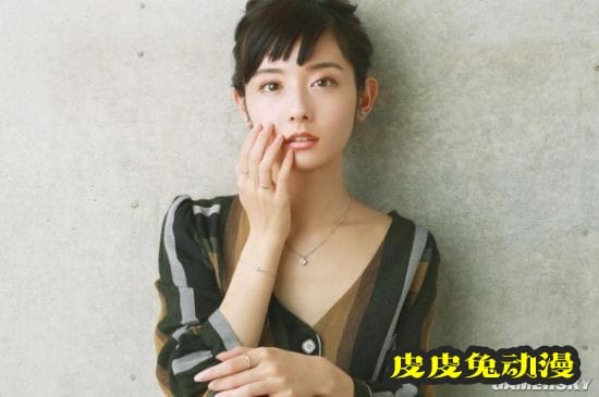 蹭桥本环奈热度？网友称发现比桥本环奈还可爱的正妹