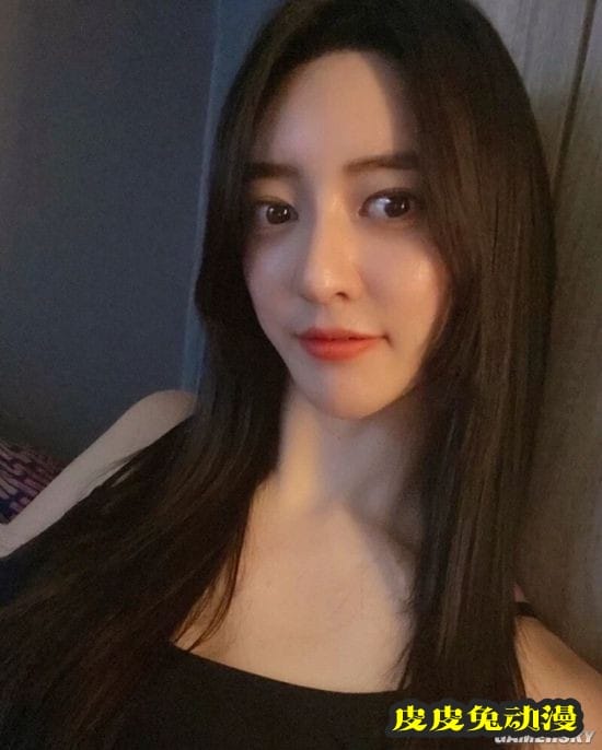 抹油肌肉着实亮眼 韩国田径女神天使脸蛋走红