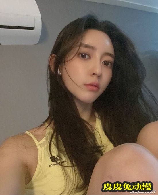 抹油肌肉着实亮眼 韩国田径女神天使脸蛋走红