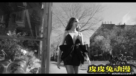 《后翼弃兵》女主安雅泰勒-乔伊最新写真大片 高佻性感的金发尤物