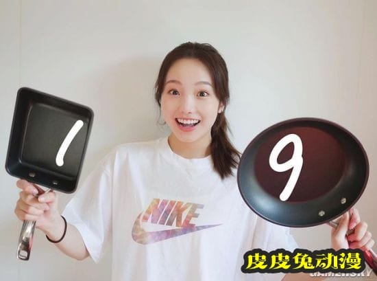 日本花滑选手本田真凛COS蝴蝶忍 甜美颜值走红网络