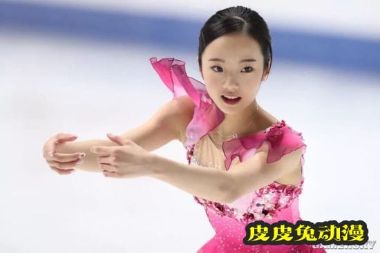 日本花滑选手本田真凛COS蝴蝶忍 甜美颜值走红网络