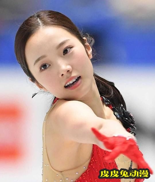 日本花滑选手本田真凛COS蝴蝶忍 甜美颜值走红网络