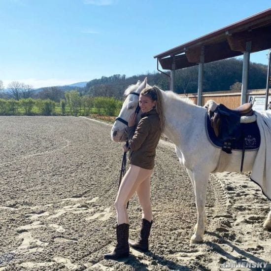 攻击性极强的粉红芭比 意大利网球女神Camila Giorgi