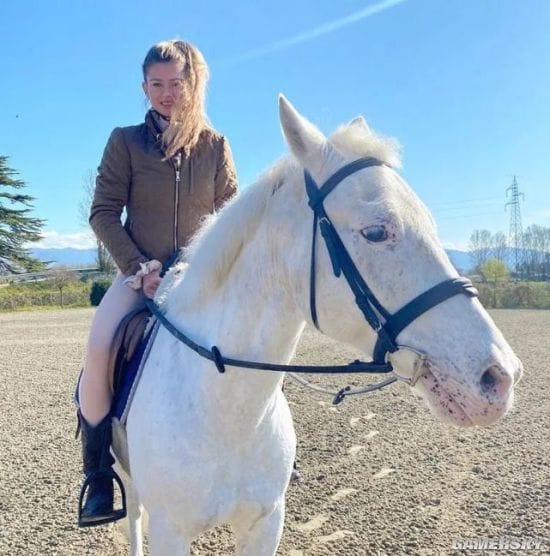 攻击性极强的粉红芭比 意大利网球女神Camila Giorgi