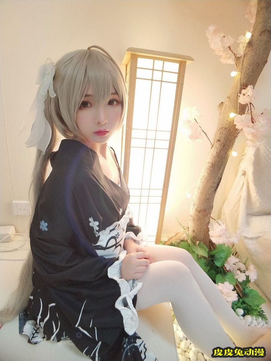 二次元萌妹子古川kagura白色丝袜配日系和服主题诱惑美图-皮皮兔动漫