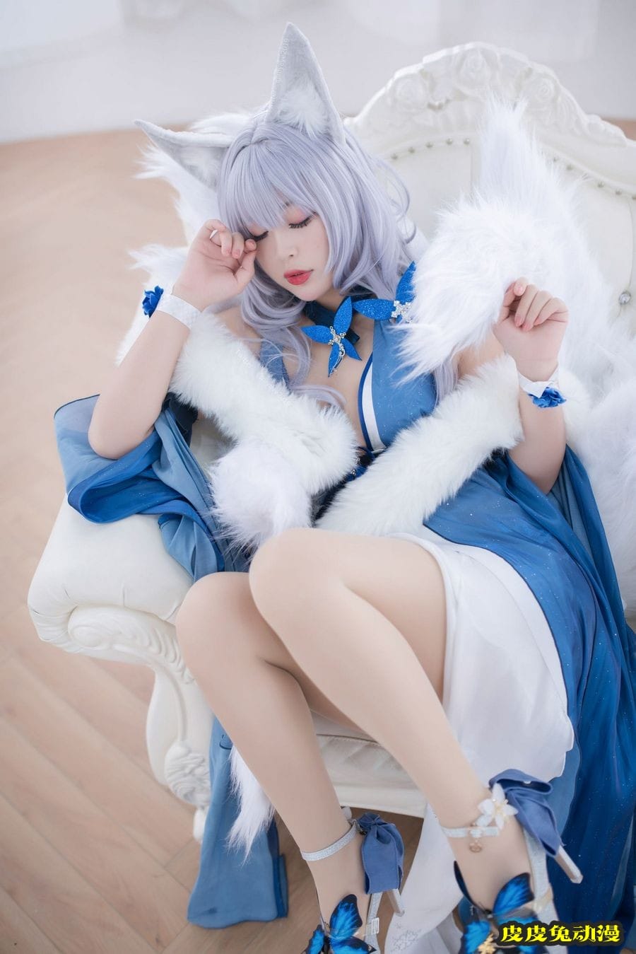 萌系小姐姐-白烨-丝袜美腿COS碧蓝航线蝴蝶信浓睡衣诱惑美图-皮皮兔动漫