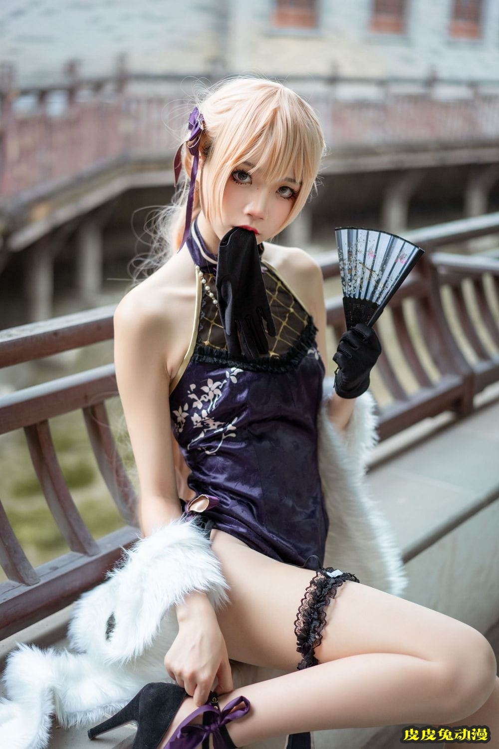 清纯少女五更百鬼OTS旗袍主题配吊带蕾丝修长美腿户外美图