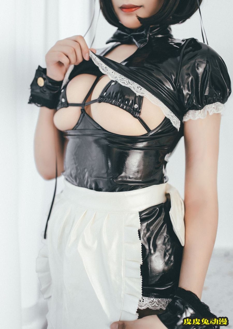 网络美女轩萧学姐黑色皮质女仆情趣服饰南半球主题套图