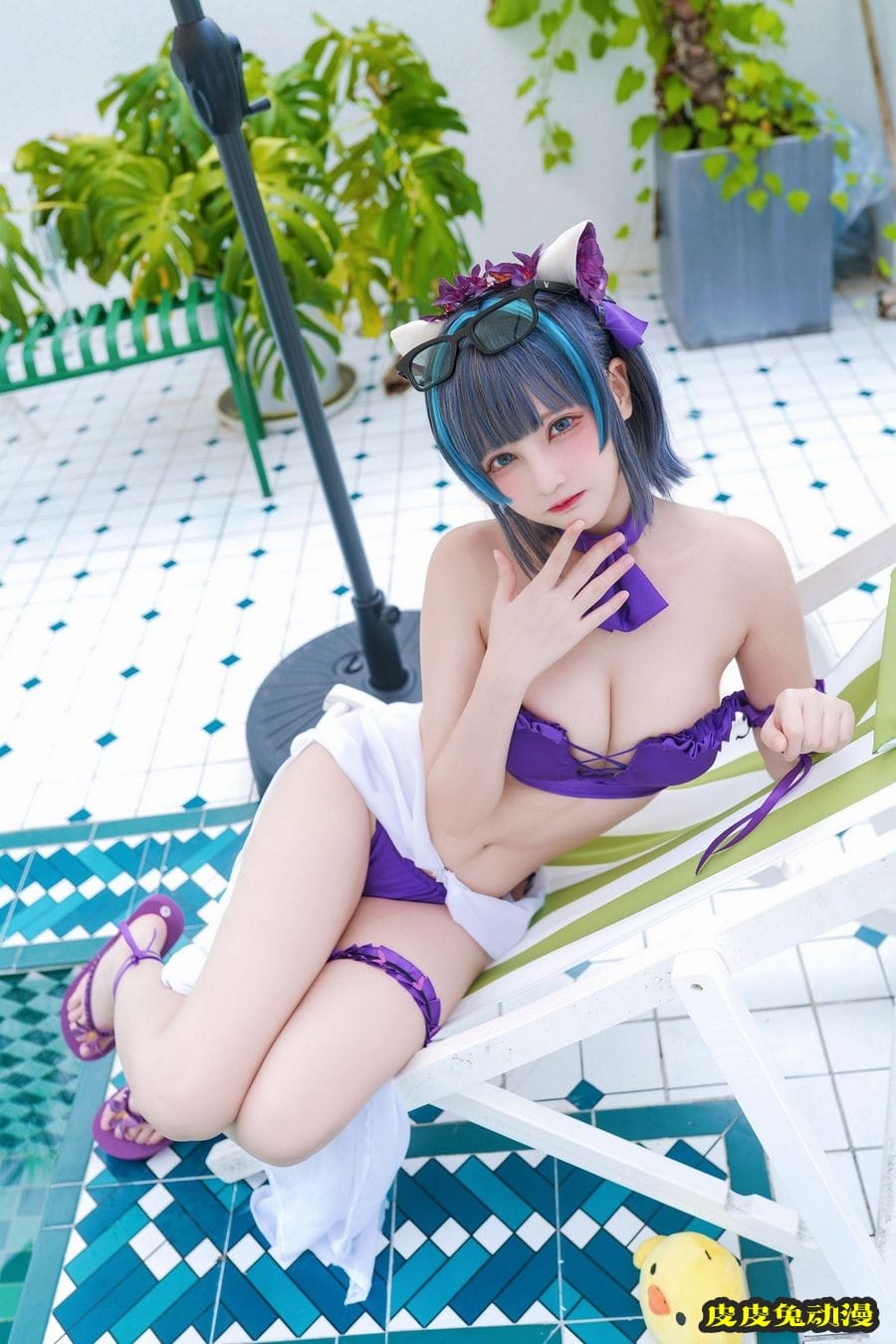 动漫博主千夜未来户外泳池性感比基尼COS碧蓝航线柴郡美图-皮皮兔动漫