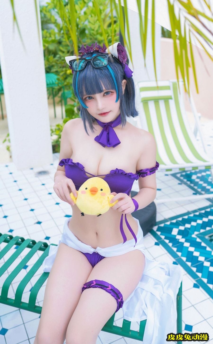 动漫博主千夜未来户外泳池性感比基尼COS碧蓝航线柴郡美图