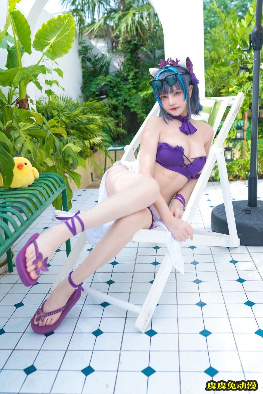 动漫博主千夜未来户外泳池性感比基尼COS碧蓝航线柴郡美图