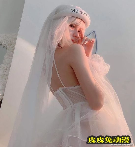 二次元老婆成真？越南赛博小姐姐科技感拉满