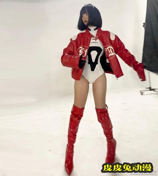 二次元老婆成真？越南赛博小姐姐科技感拉满