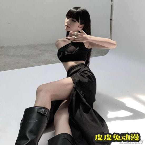 二次元老婆成真？越南赛博小姐姐科技感拉满