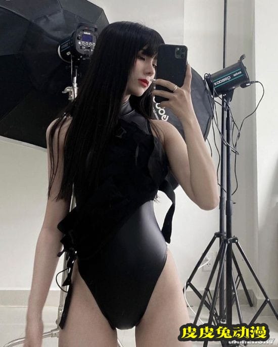 二次元老婆成真？越南赛博小姐姐科技感拉满