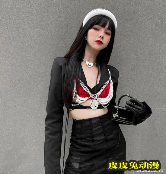 二次元老婆成真？越南赛博小姐姐科技感拉满