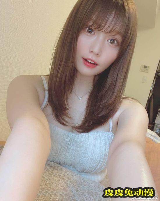 写真女星神似有村架纯走红 清纯可爱笑容甜美